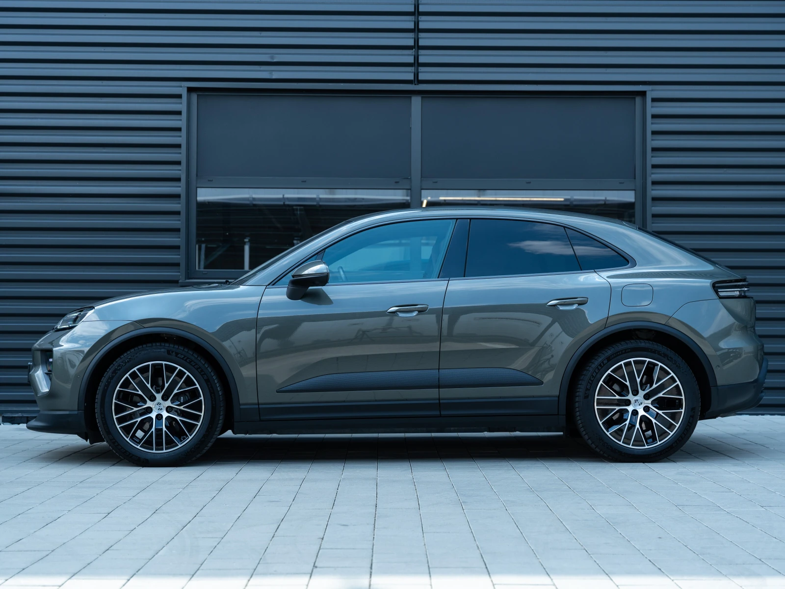 Porsche Macan 4, снимка 2 - Автомобили и джипове - 55358922