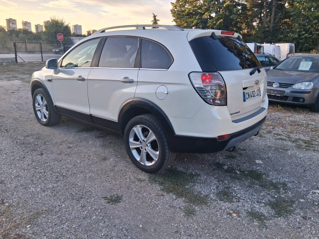 Chevrolet Captiva 7 МЕСТНА / 4x4, снимка 4 - Автомобили и джипове - 56122305