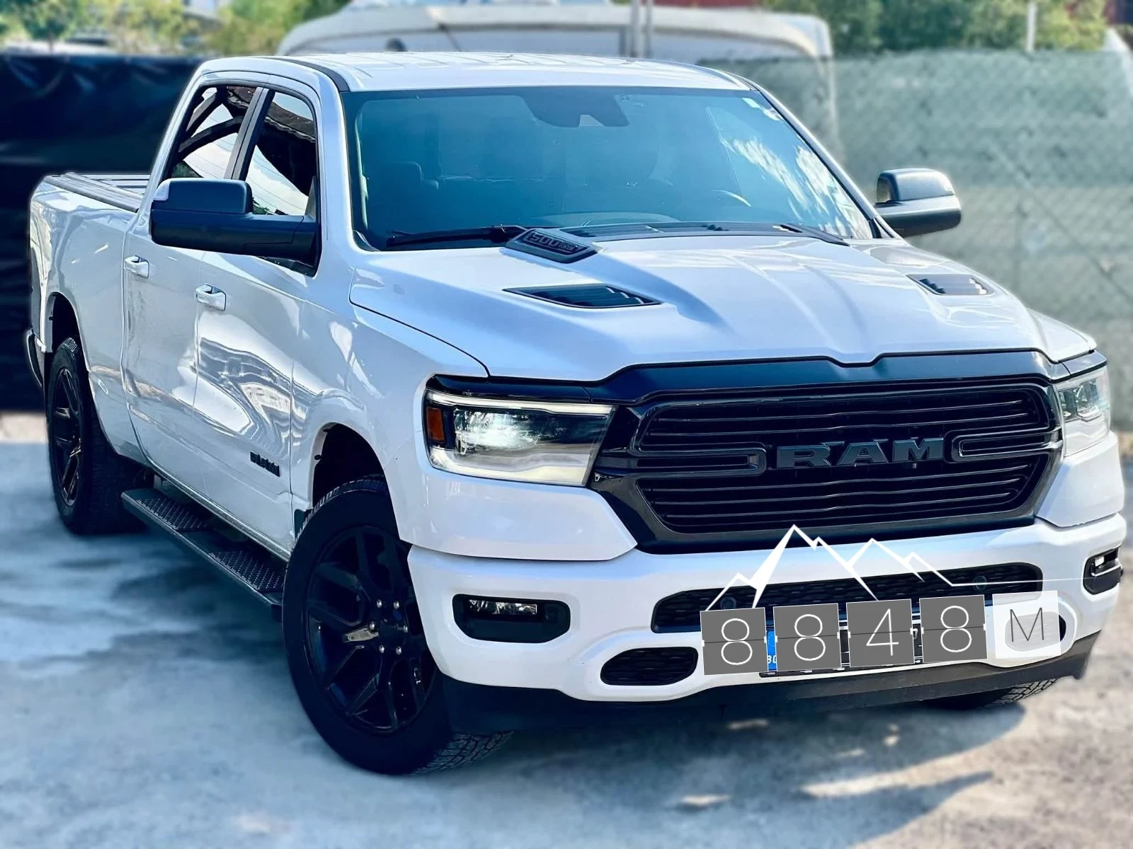 Dodge RAM 1500 SPORT ШАДОЛАЙН, снимка 2 - Автомобили и джипове - 56227228