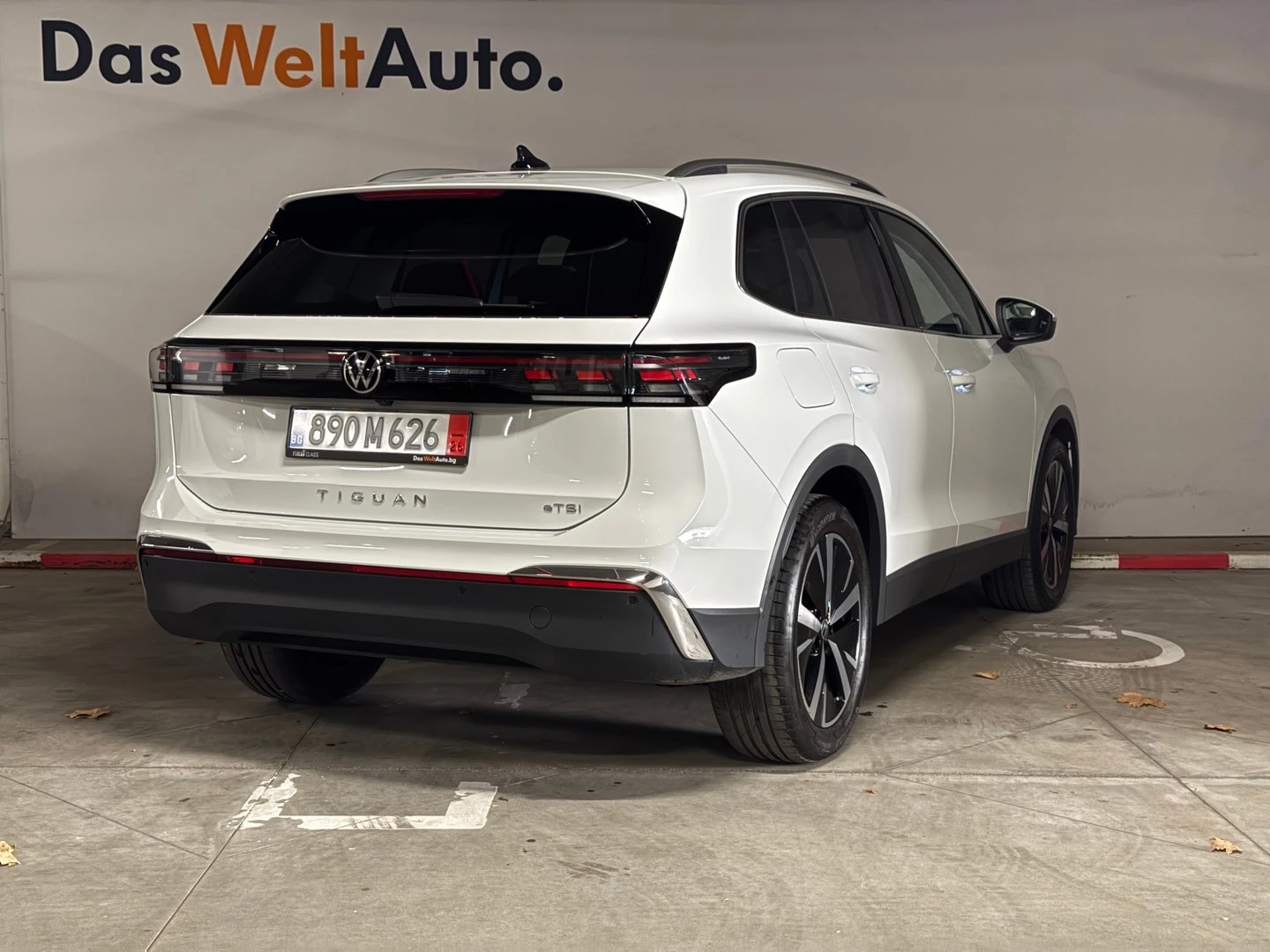 VW Tiguan, снимка 3 - Автомобили и джипове - 56635219
