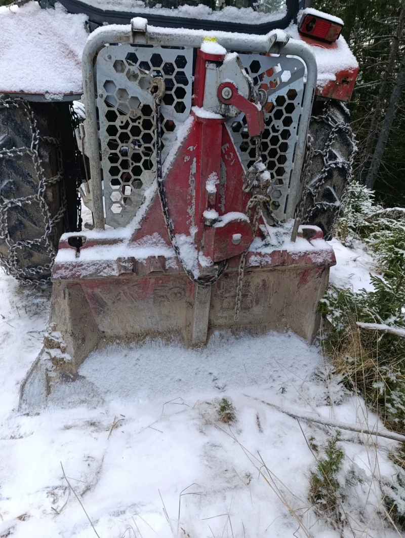Специализирани машини Машини за дърводобив Taifun 5.5t, снимка 4 - Селскостопанска техника - 53161735