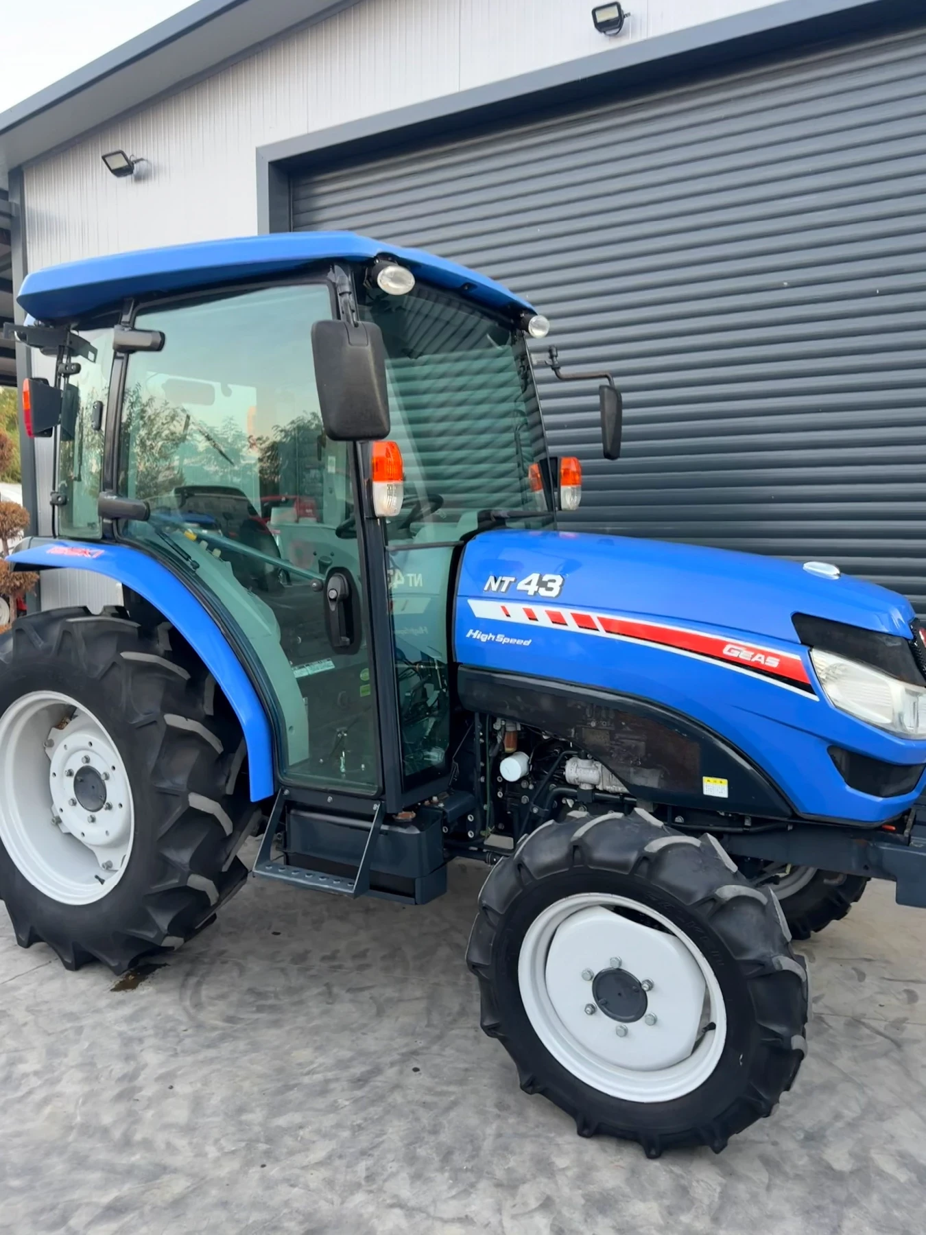 Трактор ISEKI NT43 43кс., снимка 3 - Селскостопанска техника - 56569497