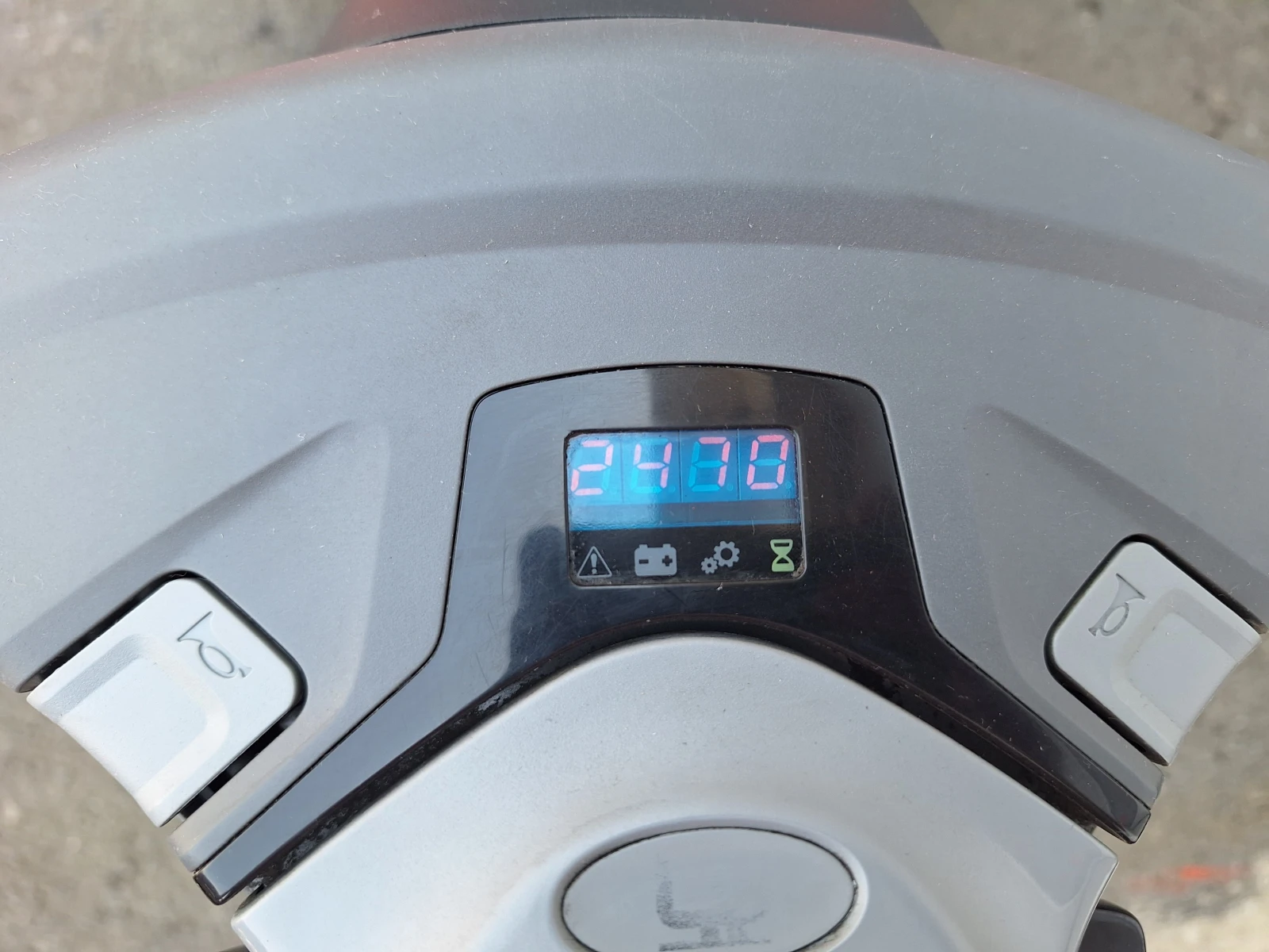  Toyota LWE180 Li-Ion | Mobile.bg   8