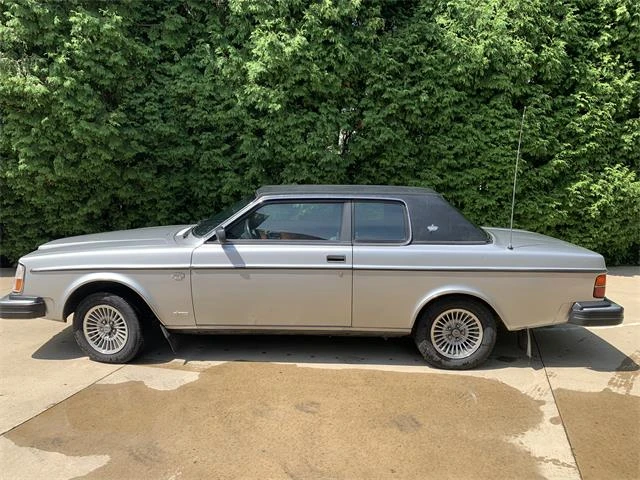 Джанти за Volvo 240, снимка 2 - Гуми и джанти - 47284436