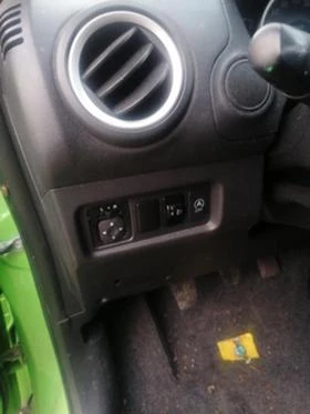 Mitsubishi Space star 1.0 бензин, снимка 4