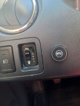 Suzuki Swift 1.3, снимка 12