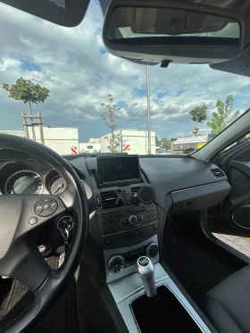 Mercedes-Benz C 220, снимка 11