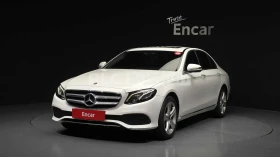 ������ Mercedes-Benz E 220