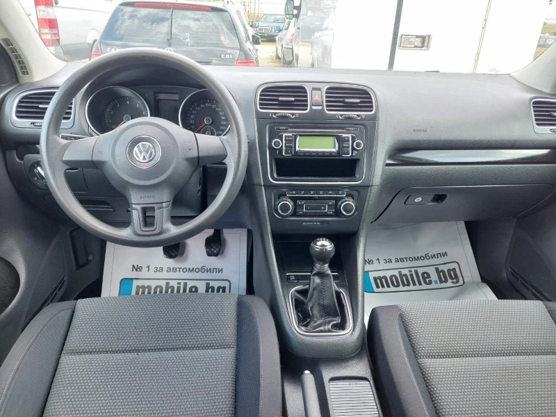 VW Golf 1.2TSI, снимка 9 - Автомобили и джипове - 40290197