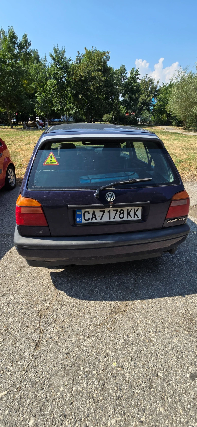 VW Golf 1.6, снимка 4 - Автомобили и джипове - 46668014