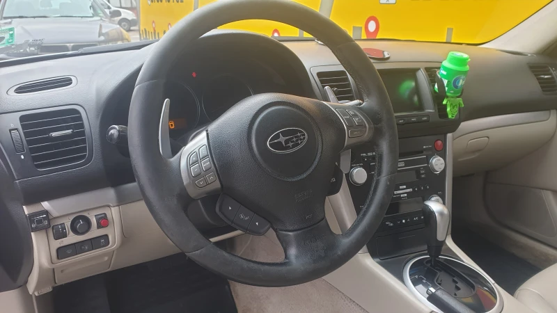 Subaru Outback 3.0, снимка 5 - Автомобили и джипове - 47312804