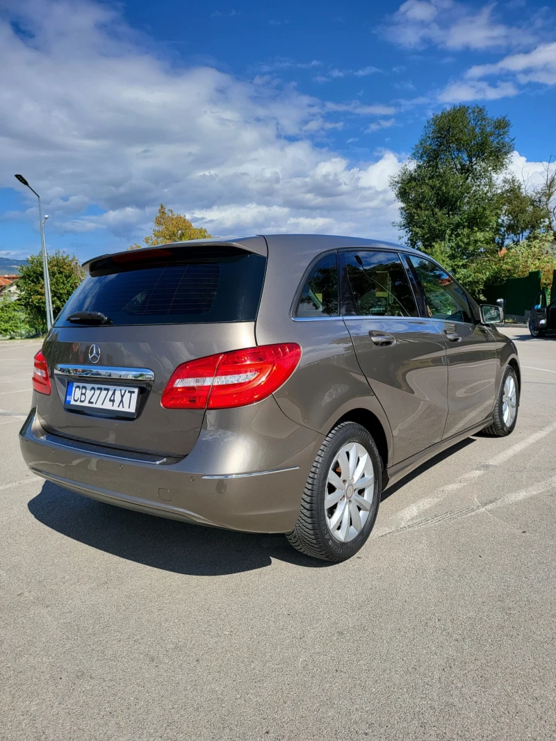 Mercedes-Benz B 200 CDI/136кс./автомат/обслужена, снимка 4 - Автомобили и джипове - 47320832