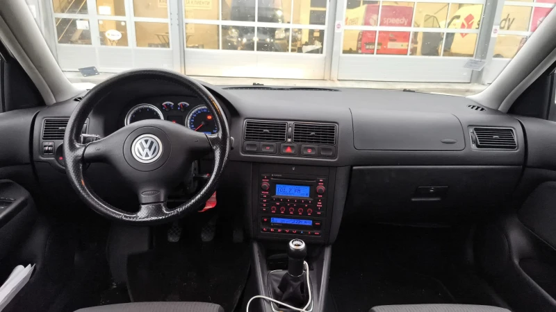 VW Golf 4motion | Втори Собственик, снимка 4 - Автомобили и джипове - 48483065