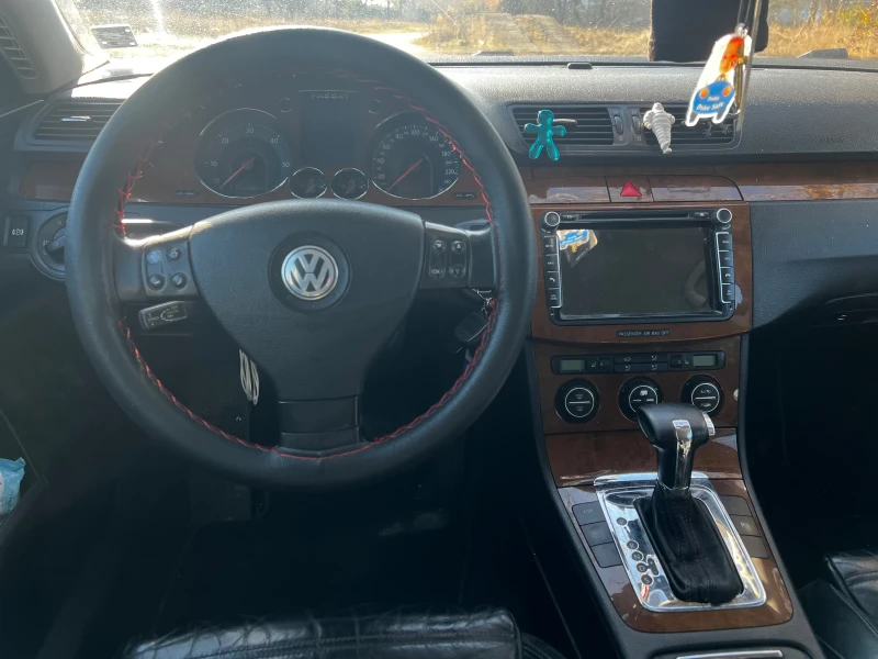 VW Passat, снимка 11 - Автомобили и джипове - 48519881