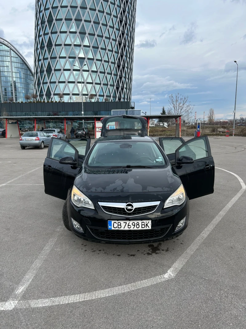 Opel Astra, снимка 5 - Автомобили и джипове - 48536445