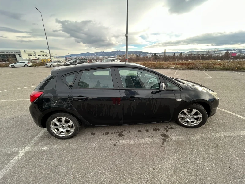 Opel Astra, снимка 4 - Автомобили и джипове - 48536445