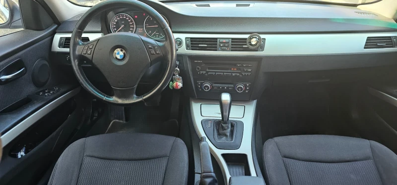 BMW 318 E91 143к.с, снимка 8 - Автомобили и джипове - 52378747