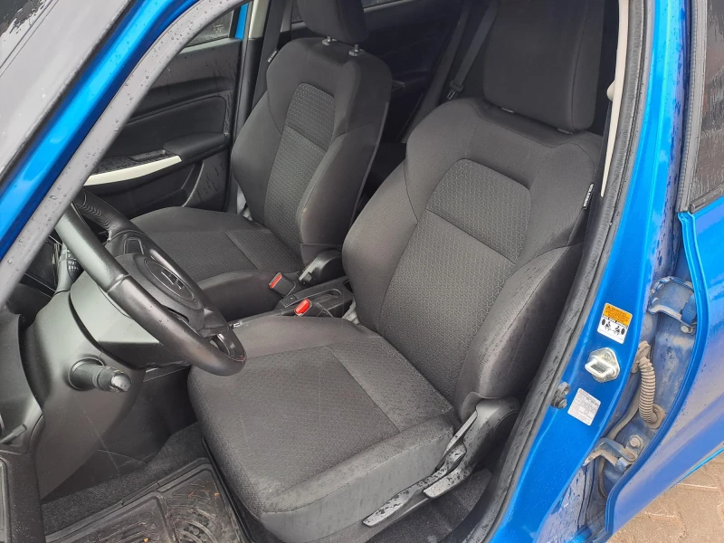 Suzuki Swift 1. 2 GL+ AUTOMATIC Коледен Бонус 5%, снимка 13 - Автомобили и джипове - 51922412