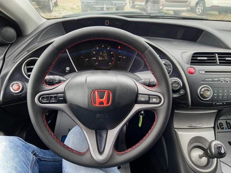 Honda Civic 1.4i 6ck.ГАЗОВ ИНЖЕКЦИОН, снимка 13 - Автомобили и джипове - 52053218