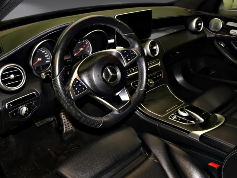 Mercedes-Benz C 400 AMG* BURMESTER* 4MATIC, снимка 7 - Автомобили и джипове - 52681397
