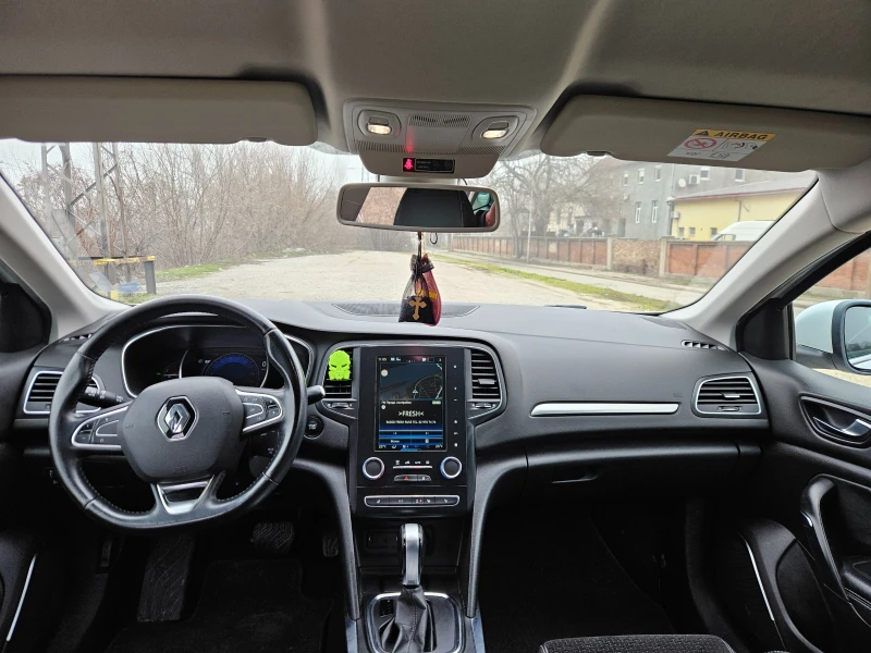 Renault Megane, снимка 9 - Автомобили и джипове - 53456974