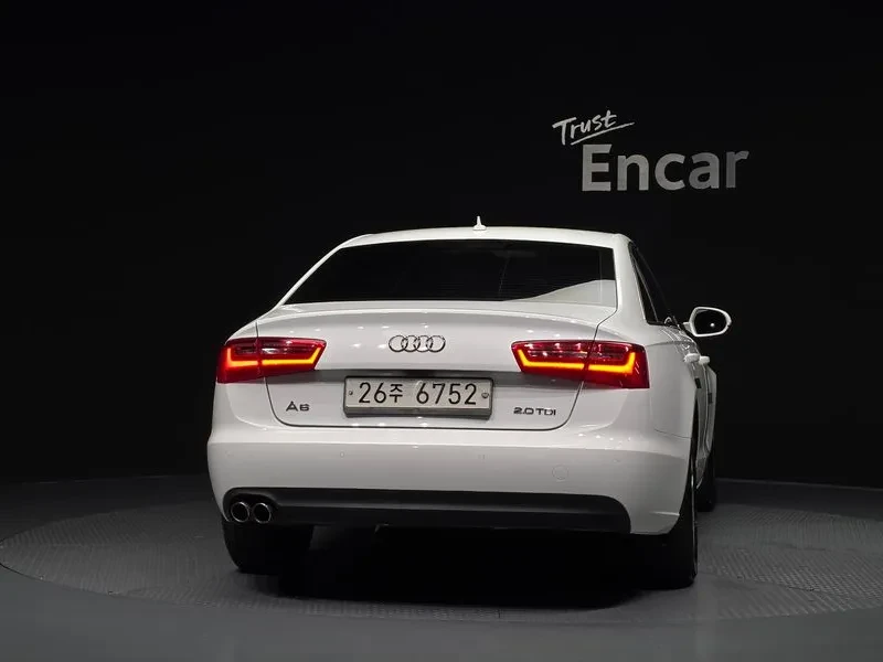 Audi A6 2.0 TDI, снимка 4 - Автомобили и джипове - 55057944