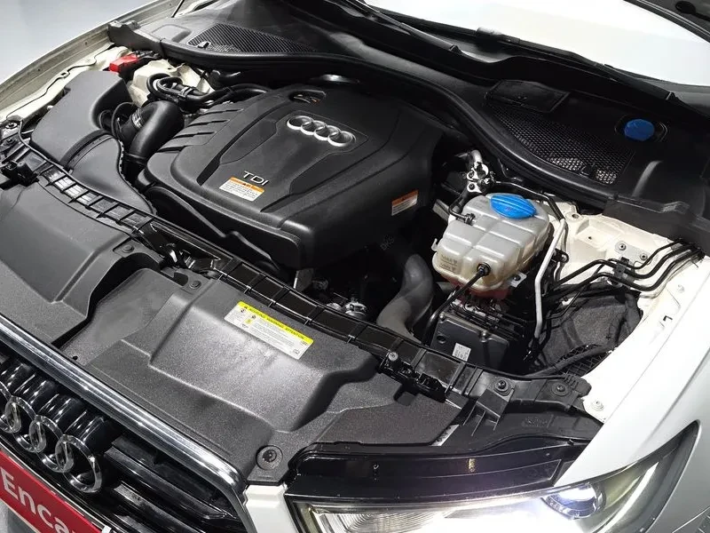 Audi A6 2.0 TDI, снимка 6 - Автомобили и джипове - 55057944