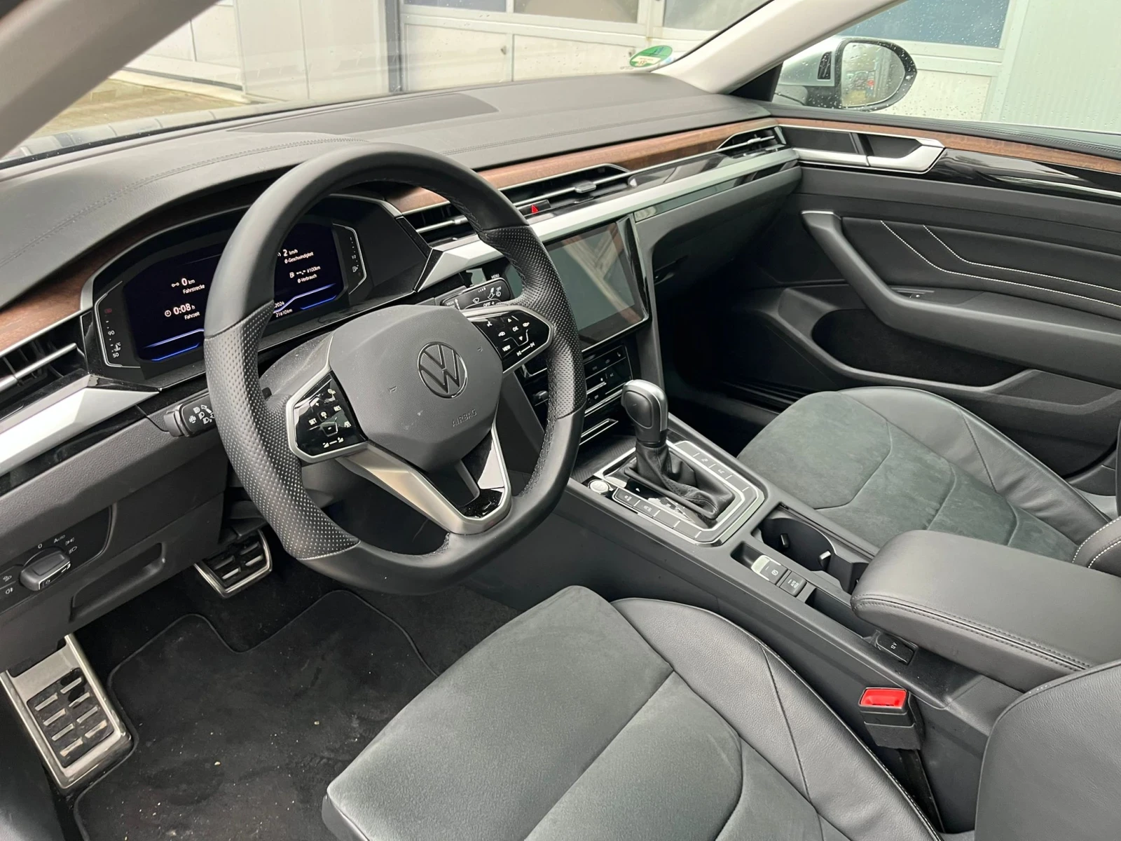 VW Arteon 2.0* TDI* 4Motion* 360* Matrix - изображение 10