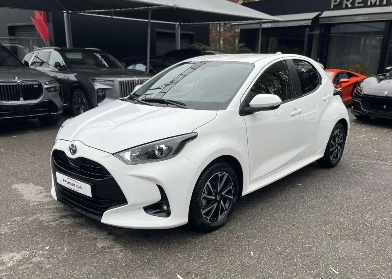 Toyota Yaris 1.5 Hybrid - изображение 2