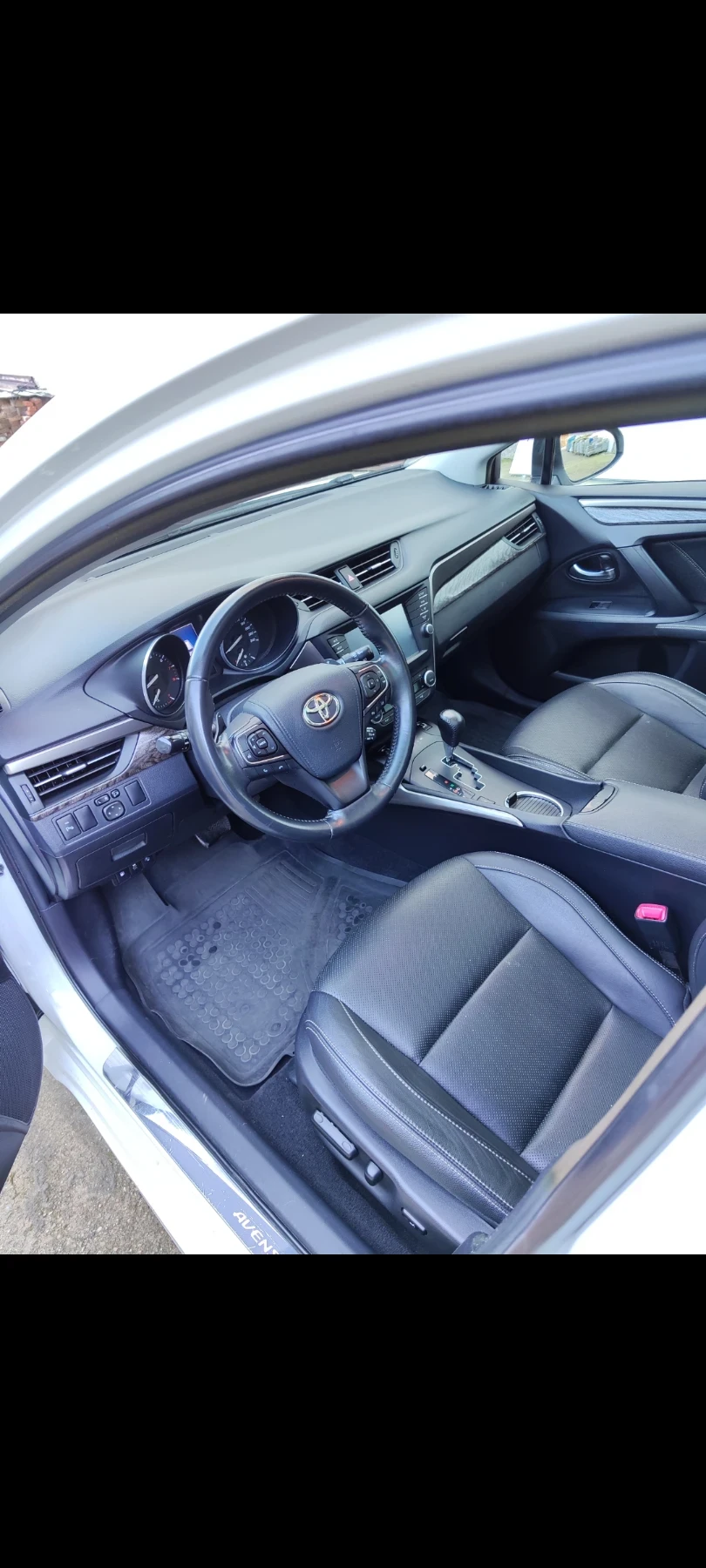 Toyota Avensis Executive+ , снимка 9 - Автомобили и джипове - 48883016