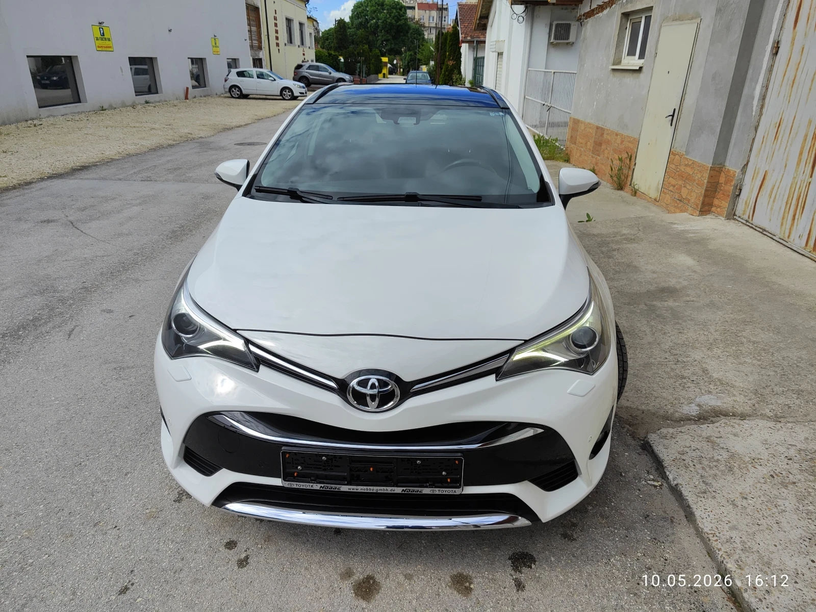 Toyota Avensis Executive+ , снимка 2 - Автомобили и джипове - 48883016