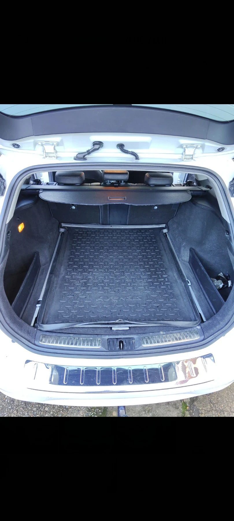 Toyota Avensis Executive+ , снимка 12 - Автомобили и джипове - 48883016