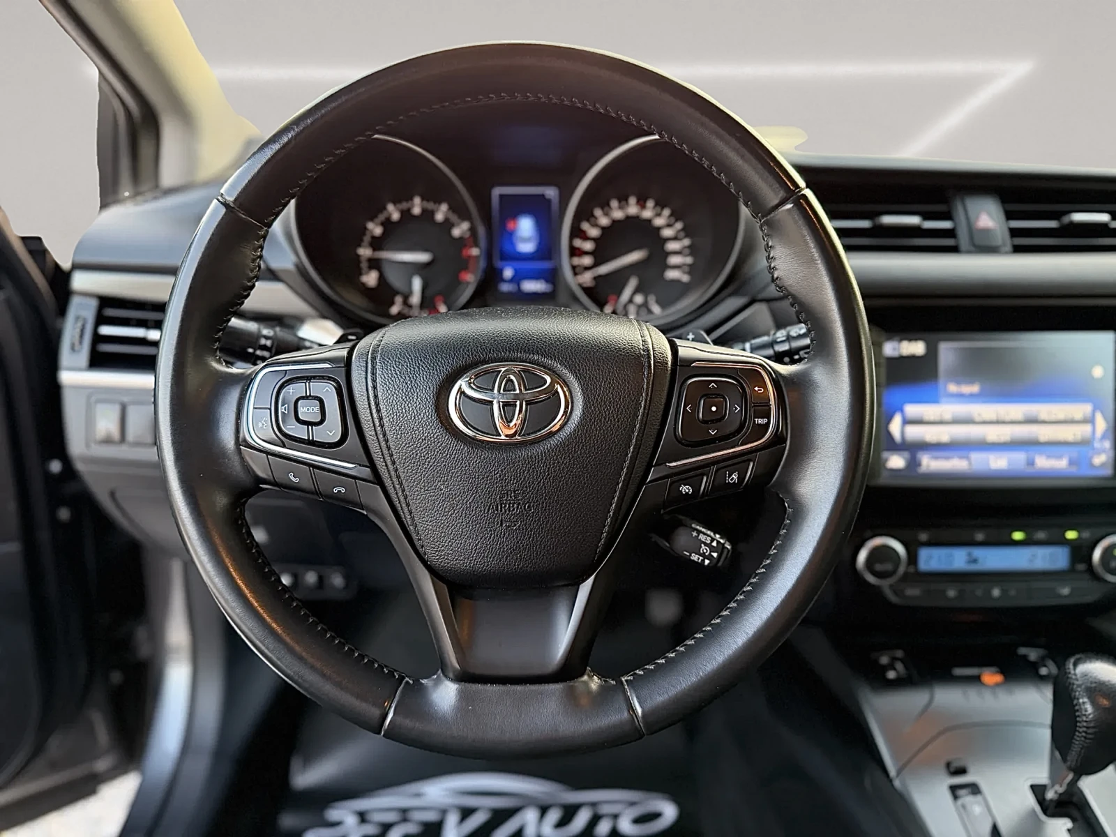 Toyota Avensis 1.8 VVTi GAZ INJEKCION#147кс#NAVI#CAMERA#DISTRON  - изображение 10