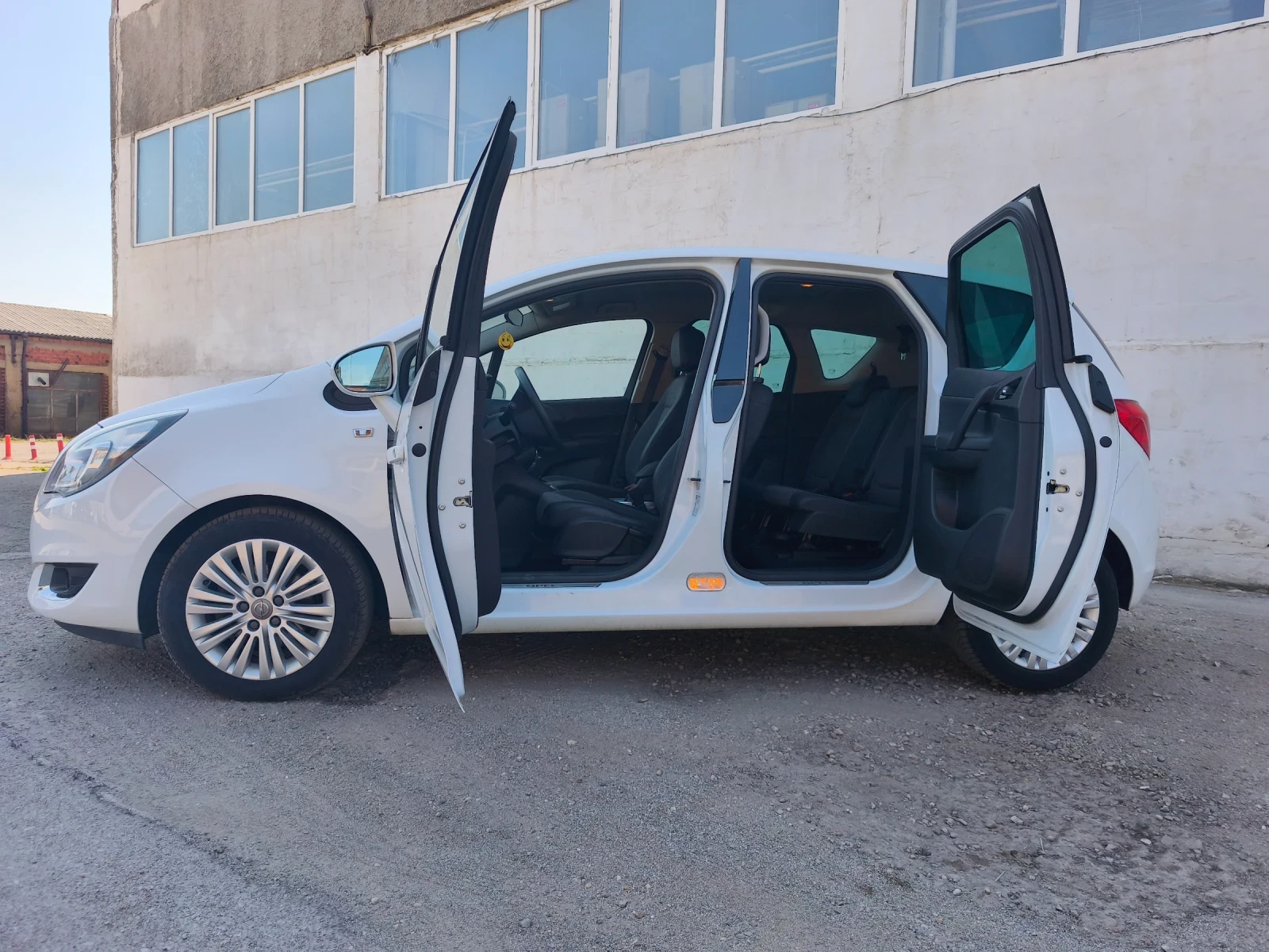Opel Meriva  - изображение 7