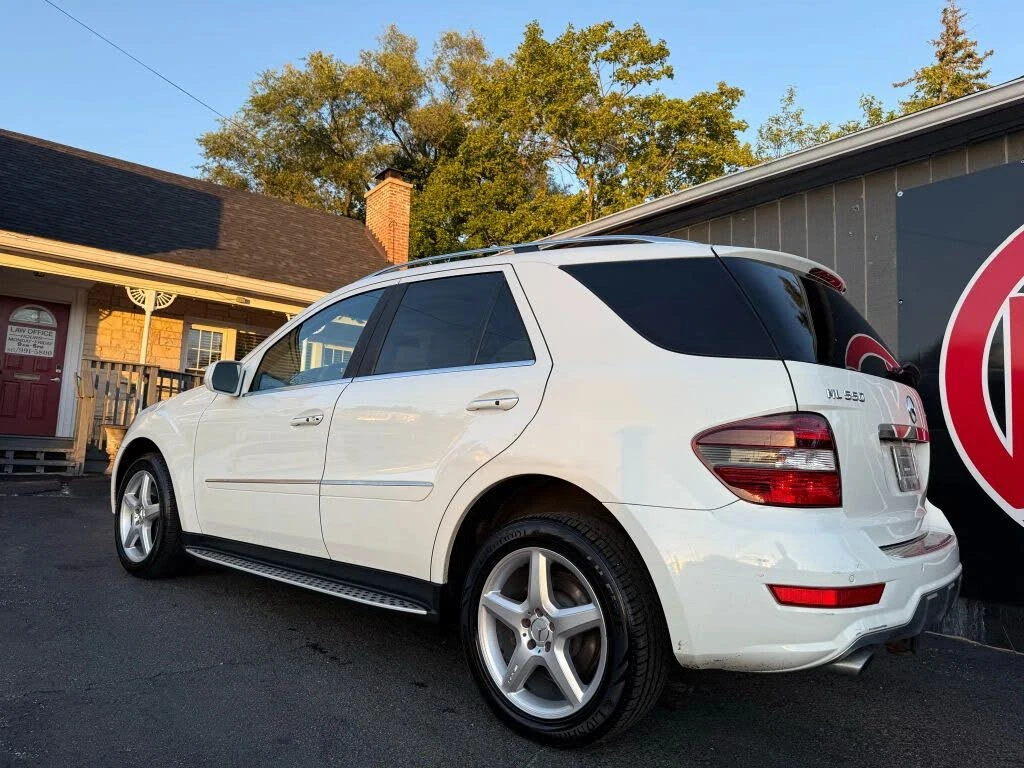 Mercedes-Benz ML 550 4MATIC/KAMEPA/KEYLESS/ПОДГЕВ/TV - изображение 8