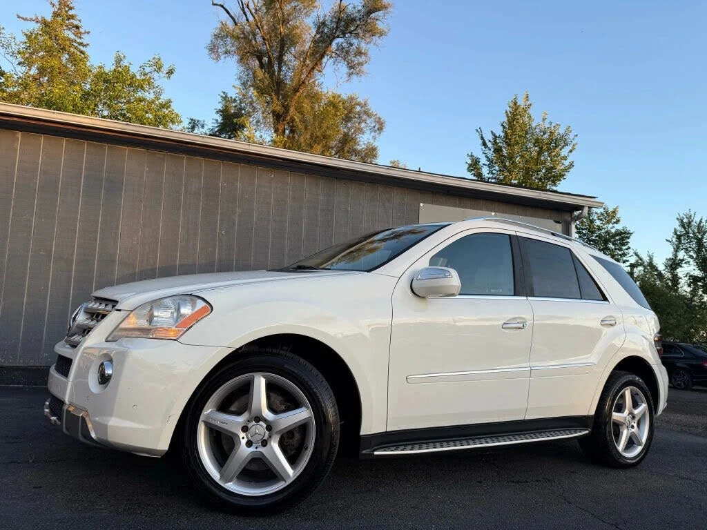 Mercedes-Benz ML 550 4MATIC/KAMEPA/KEYLESS/ПОДГЕВ/TV - изображение 4