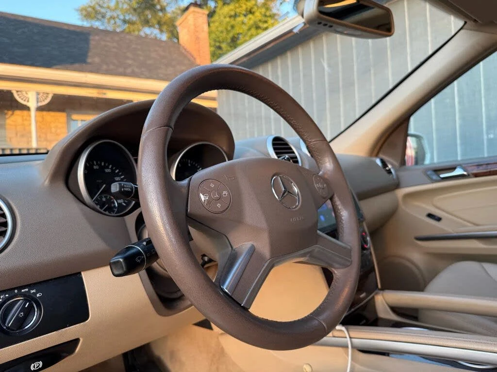 Mercedes-Benz ML 550 4MATIC/KAMEPA/KEYLESS/ПОДГЕВ/TV - изображение 9