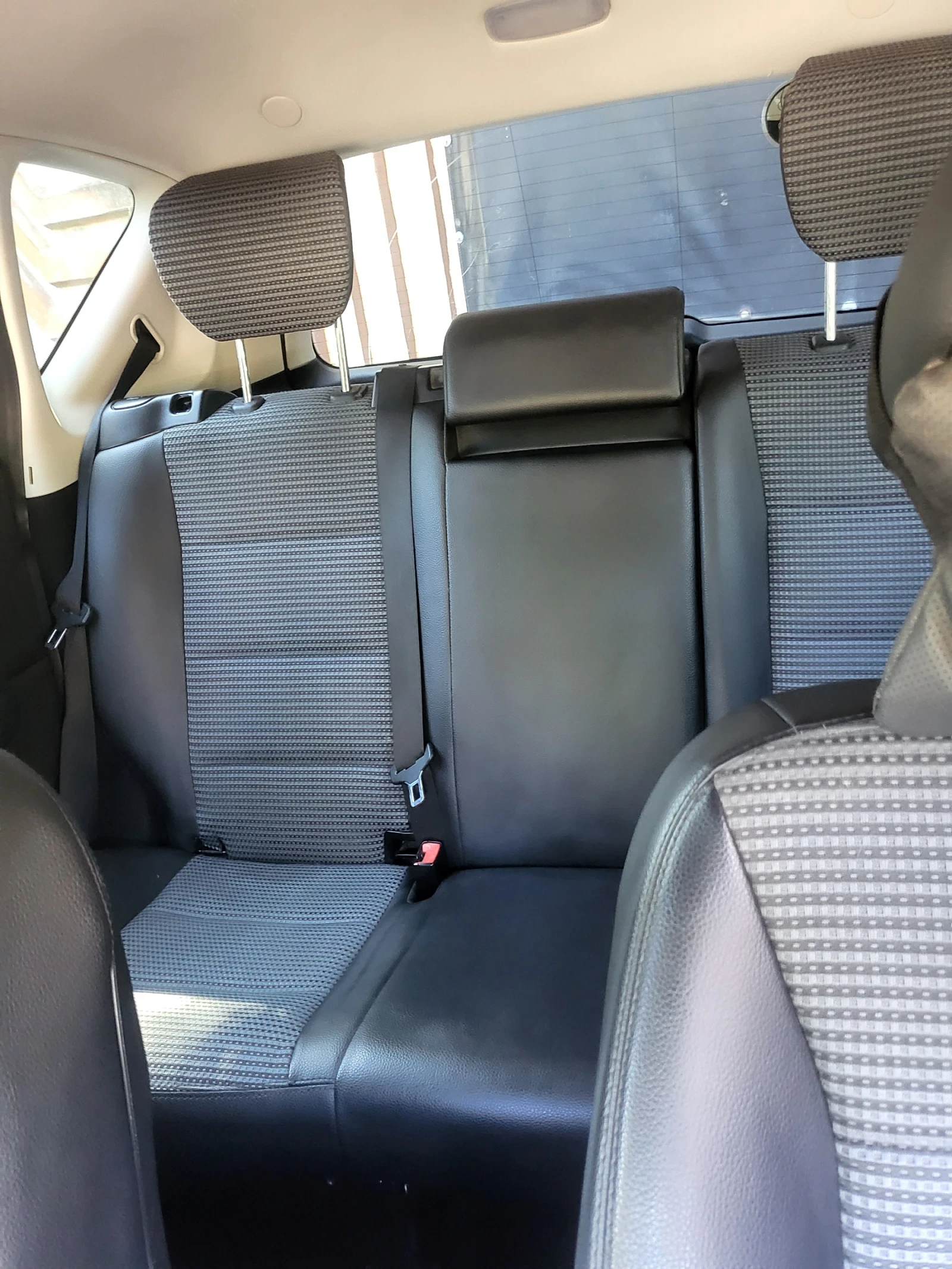 Mercedes-Benz A 180  - изображение 6