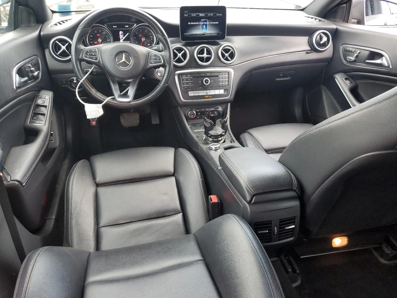 Mercedes-Benz CLA 250  2.0L 4/4MATIC/КОЖА/ПОДГР./ - изображение 9