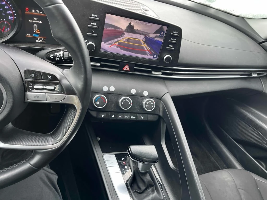 Hyundai Elantra * Preferred * CARFAX * БЕЗ ПЪРВОНАЧАЛНА ВНОСКА - изображение 9