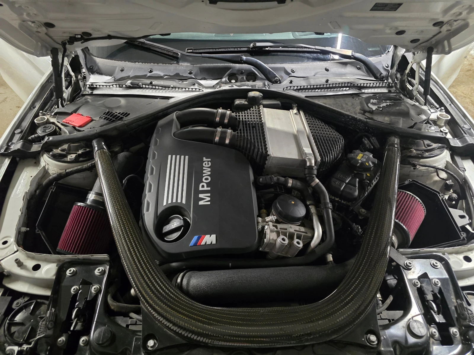 BMW M4  - изображение 9