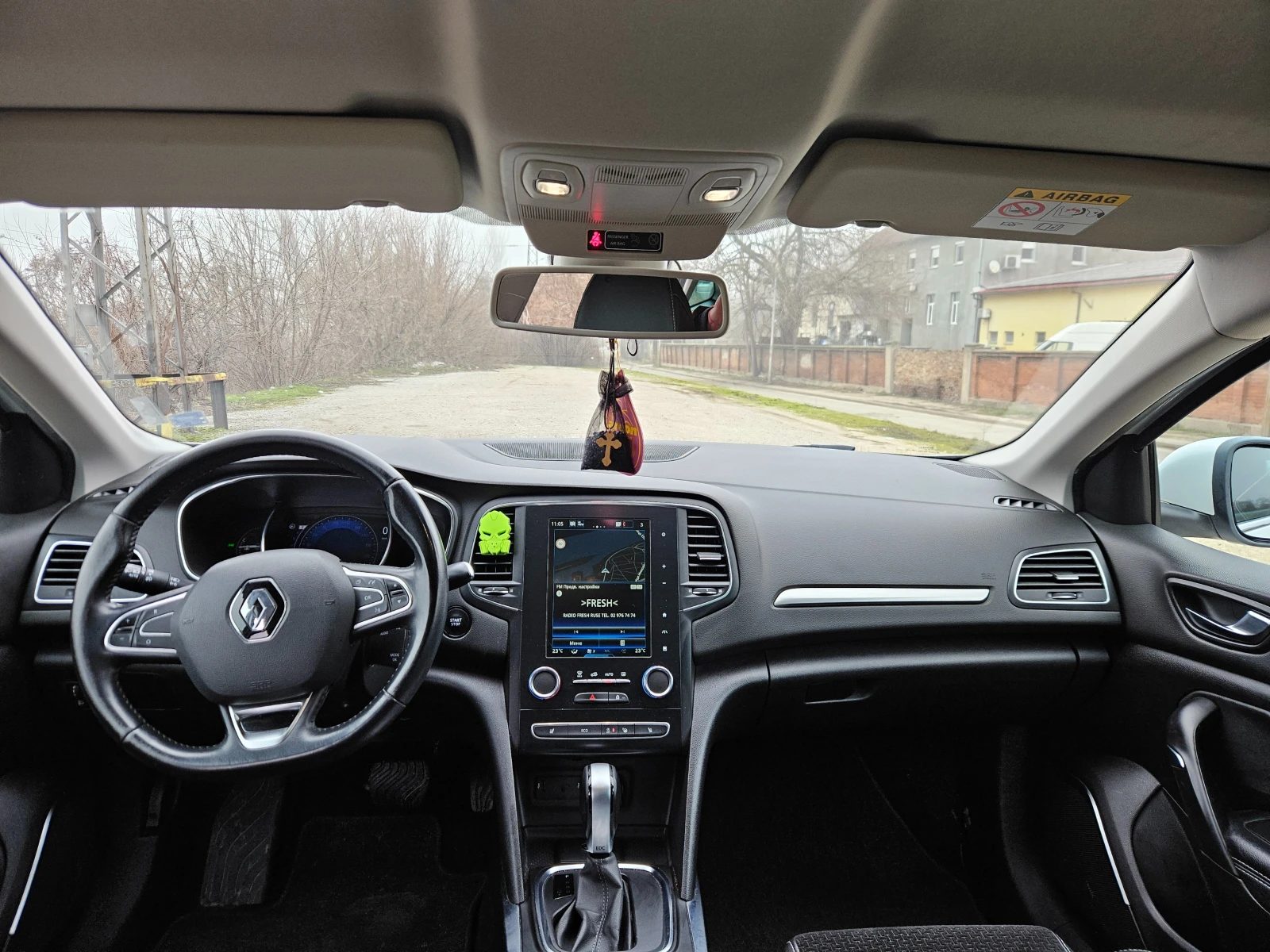 Renault Megane 1.3 Tce/140�.�./Intense | Mobile.bg � ����������� 9