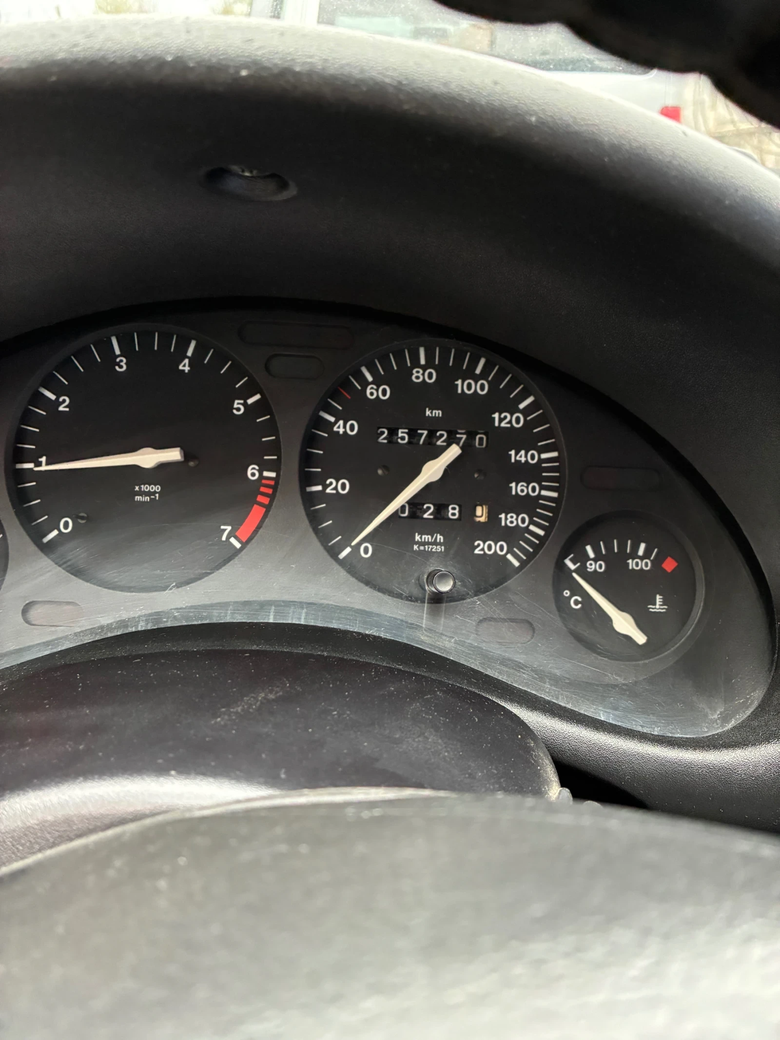 Opel Corsa 1.4 ��� / ������ | Mobile.bg � ����������� 9