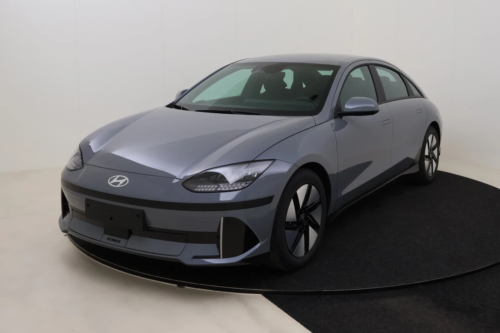 Hyundai Ioniq 6 Core 77kW НОВА 