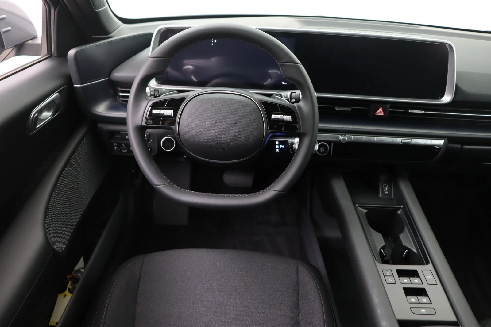 Hyundai Ioniq 6 Core 77kW НОВА , снимка 4 - Автомобили и джипове - 54611026