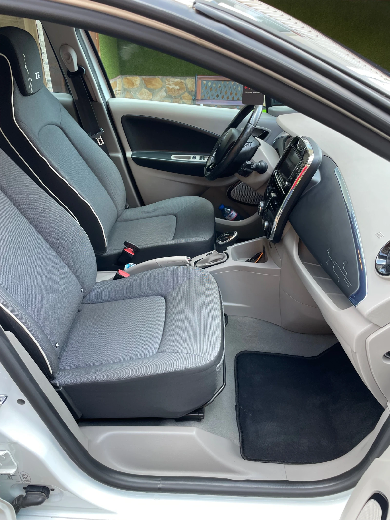 Renault Zoe intens* 43kw* , снимка 15 - Автомобили и джипове - 54777527