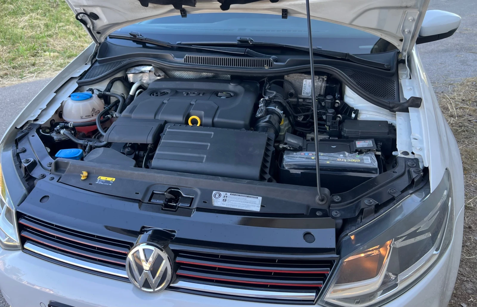 VW Polo TDI 90 кс. NAVIGATION MATCH , снимка 17 - Автомобили и джипове - 55041846