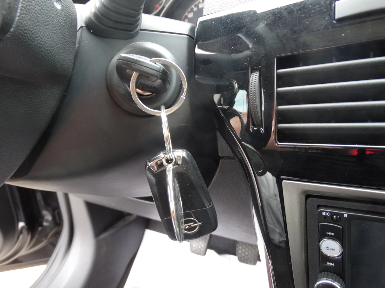 Opel Astra 1.6 I 115к.с., снимка 15 - Автомобили и джипове - 55142122