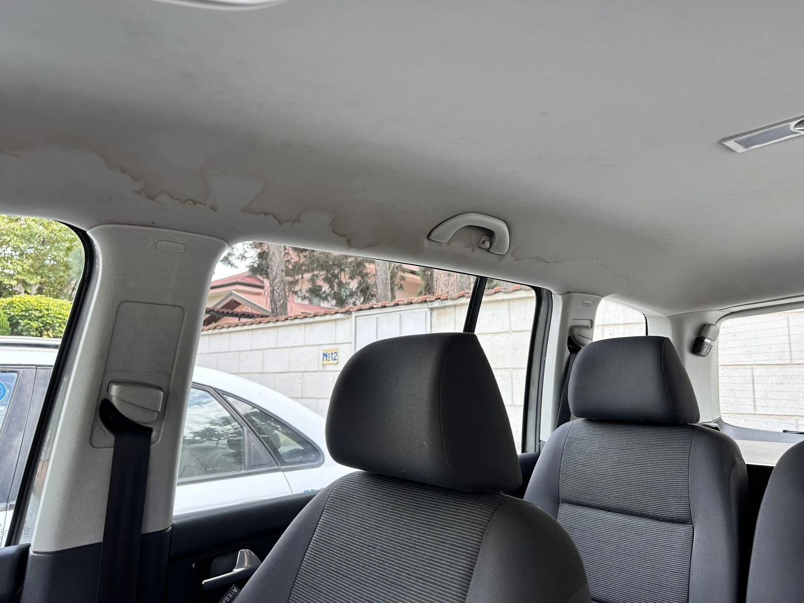 VW Touran Бензин/Метан, снимка 11 - Автомобили и джипове - 56072420