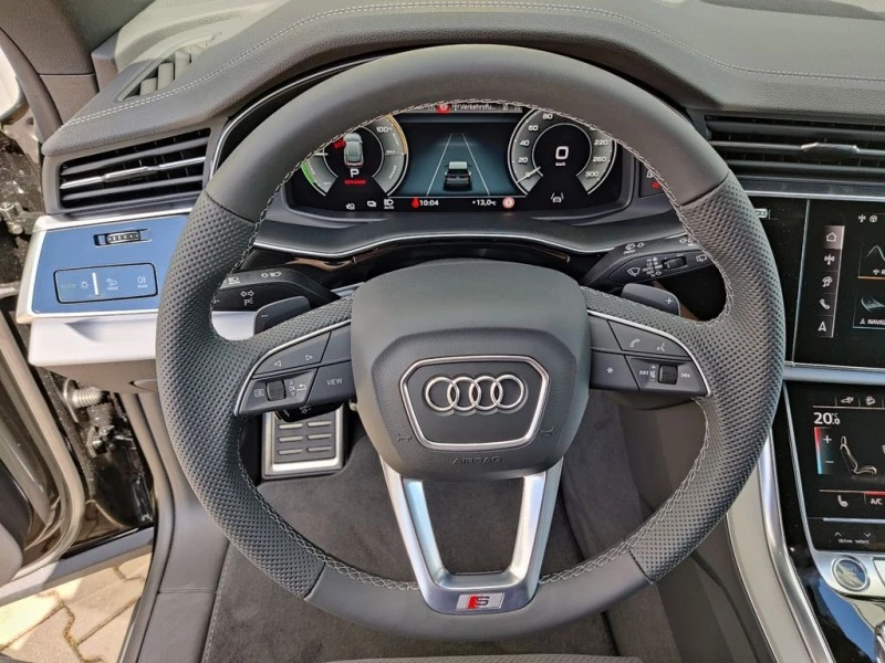 Audi Q8 60 TFSIe PLUG-IN/FACELIFT/S-LINE/B&O/MATRIX/360/, снимка 10 - Автомобили и джипове - 46201473